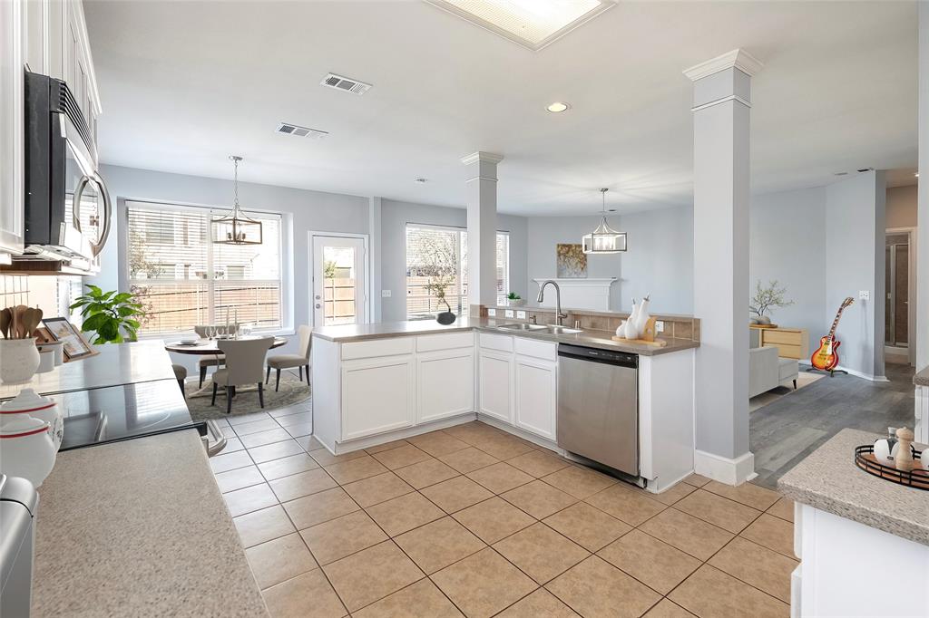 4501 Butterfly Way Property Photo 4