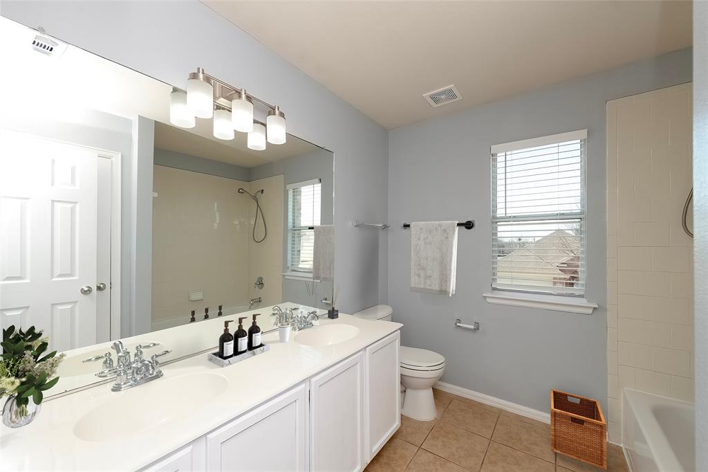 4501 Butterfly Way Property Photo 17