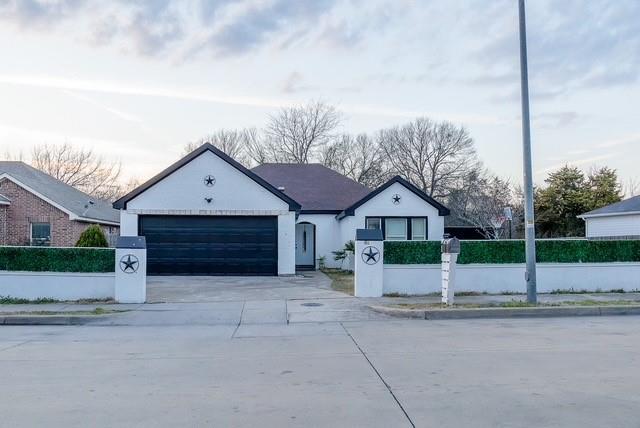 2819 Curvilinear Court Property Photo