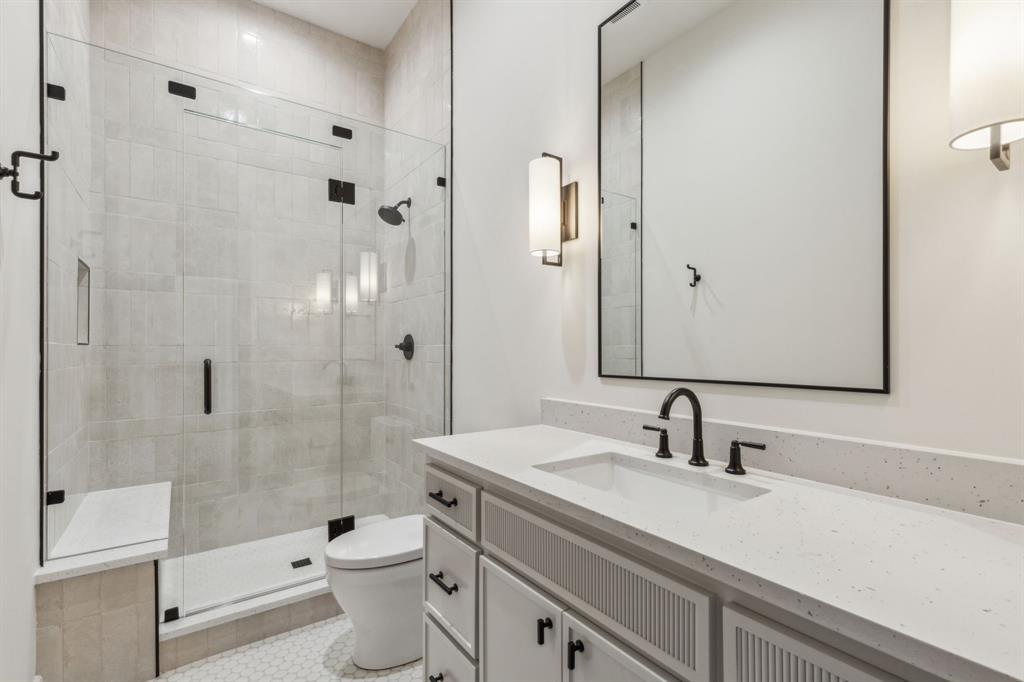 10 Catalonia Drive Property Photo 29