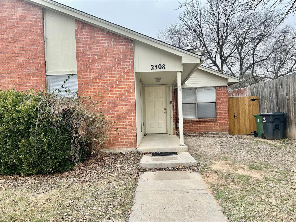 2308 Miguel Lane Property Photo