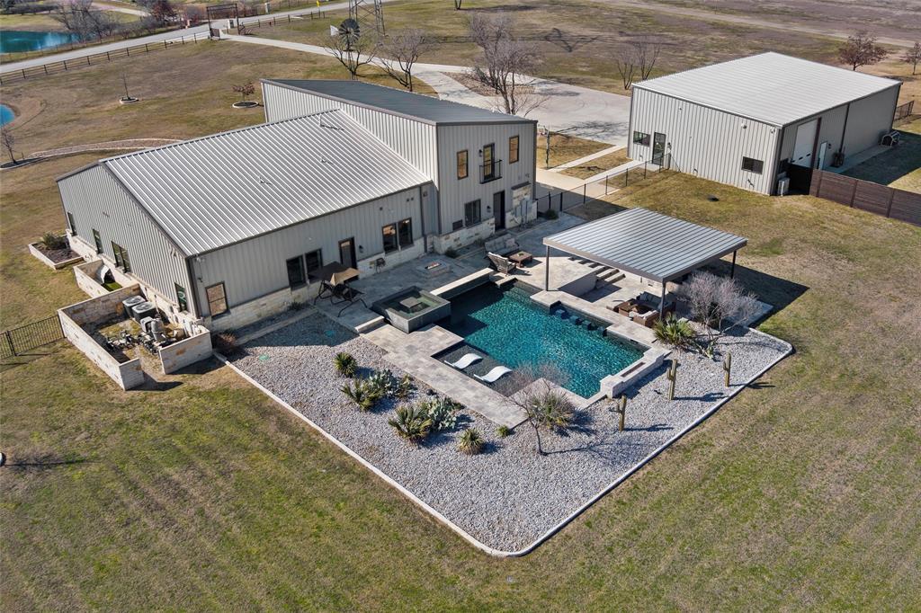 2219 Virginia Lane Property Photo