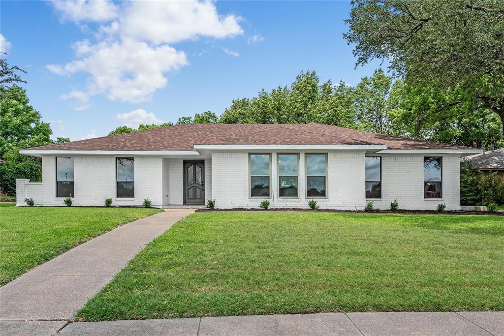 825 Wakefield Drive Property Photo
