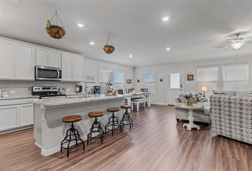 221 Fieldstone Drive Property Photo