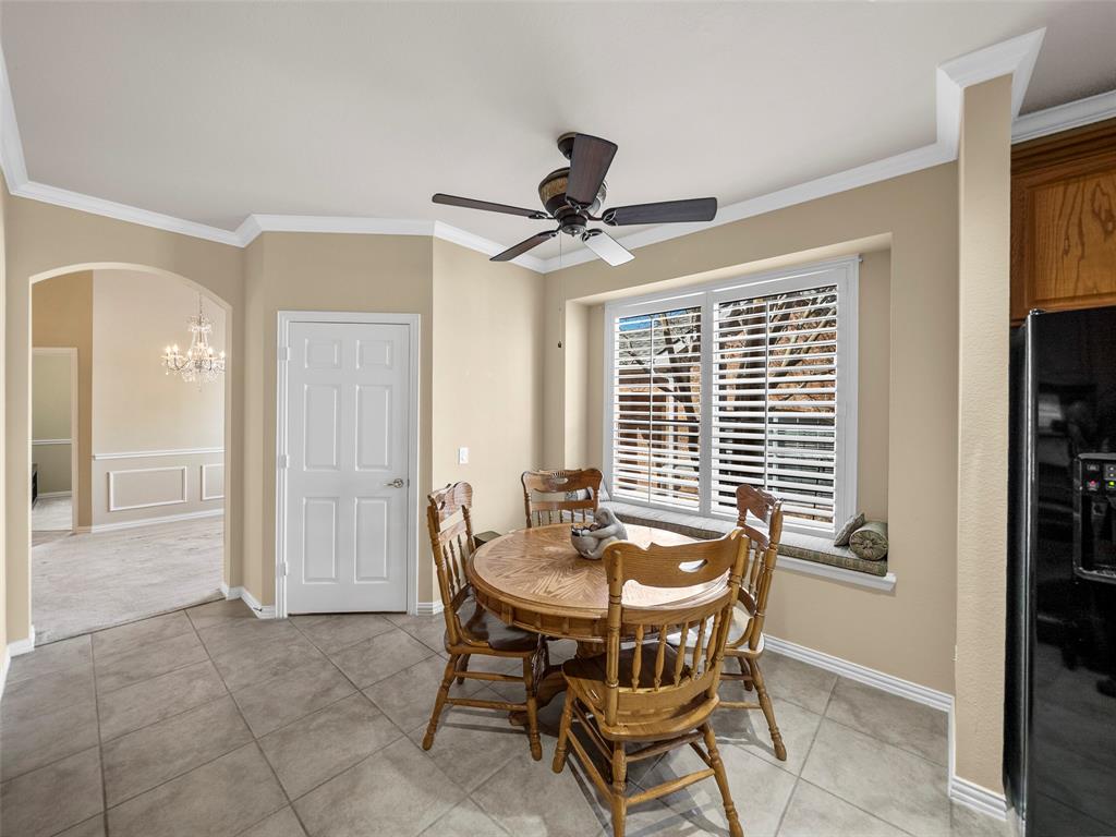 923 Sycamore Court Property Photo 7