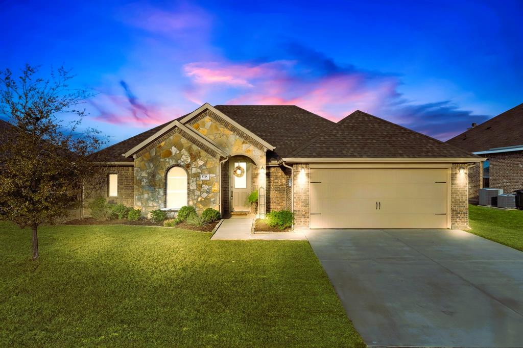 3725 Iron Horse Pass Property Photo