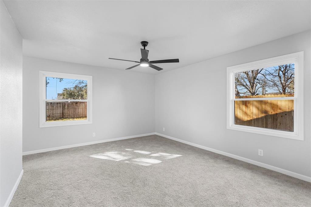 2409 Scotswood Drive Property Photo 8