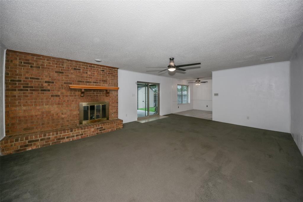 1916 Maxwell Drive Property Photo 8