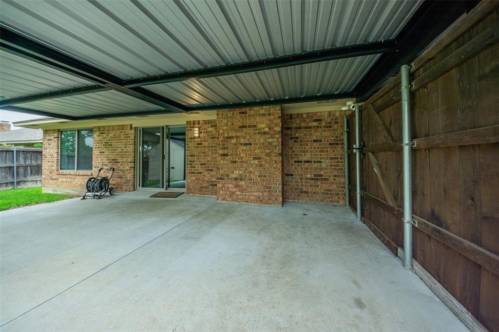 1916 Maxwell Drive Property Photo 32