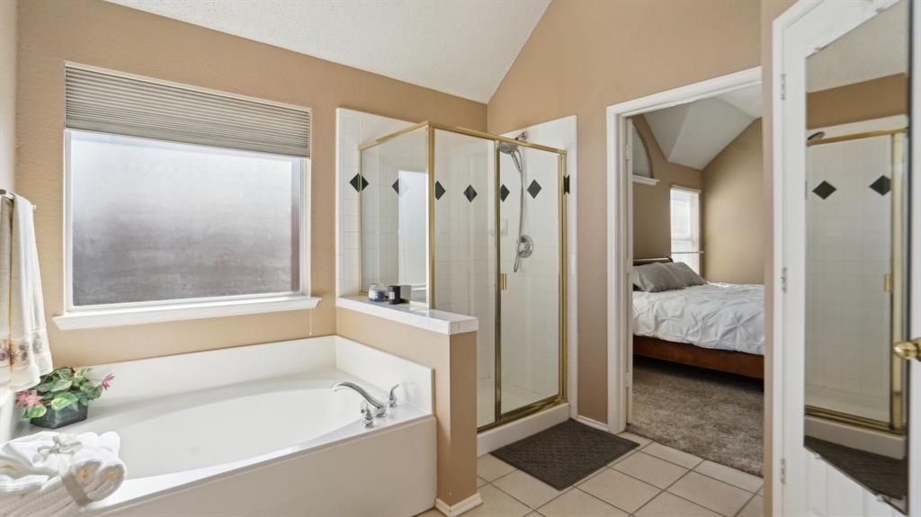 1528 Broadmoor Drive Property Photo 11