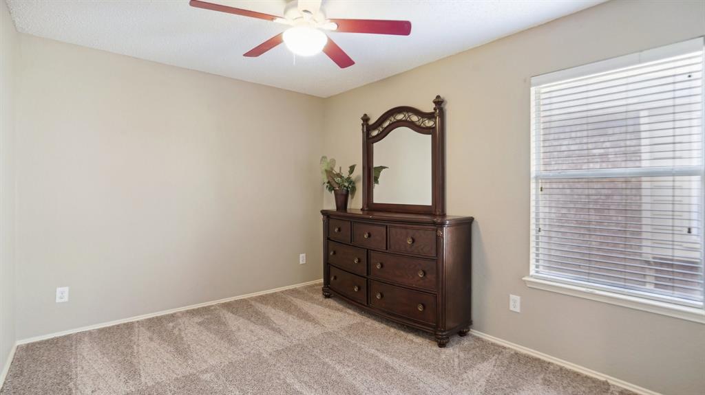 1528 Broadmoor Drive Property Photo 16
