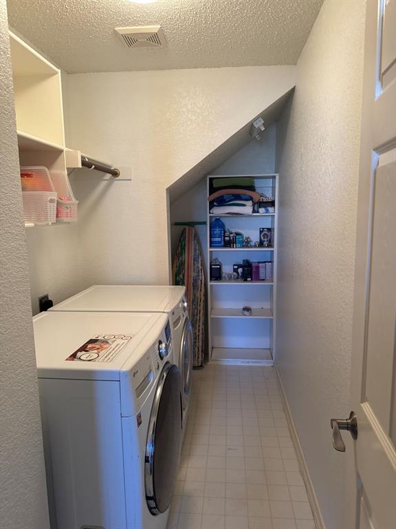 1528 Broadmoor Drive Property Photo 20