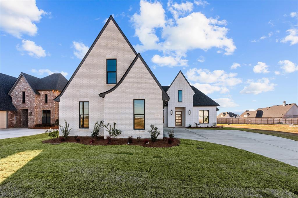 604 Danube Property Photo 2