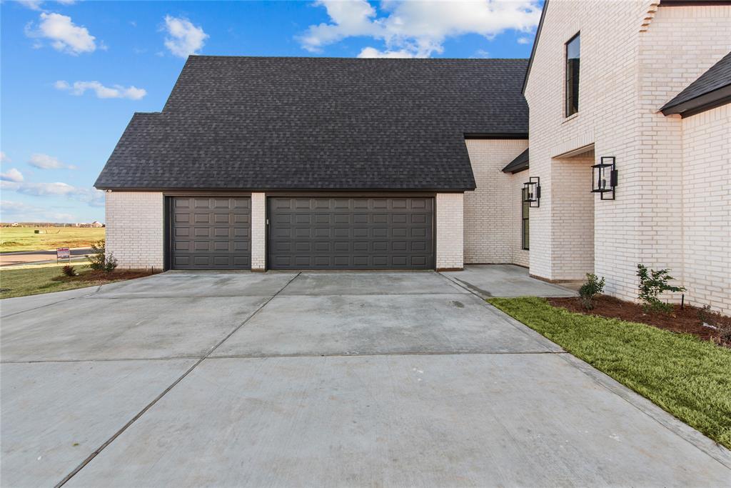 604 Danube Property Photo 6