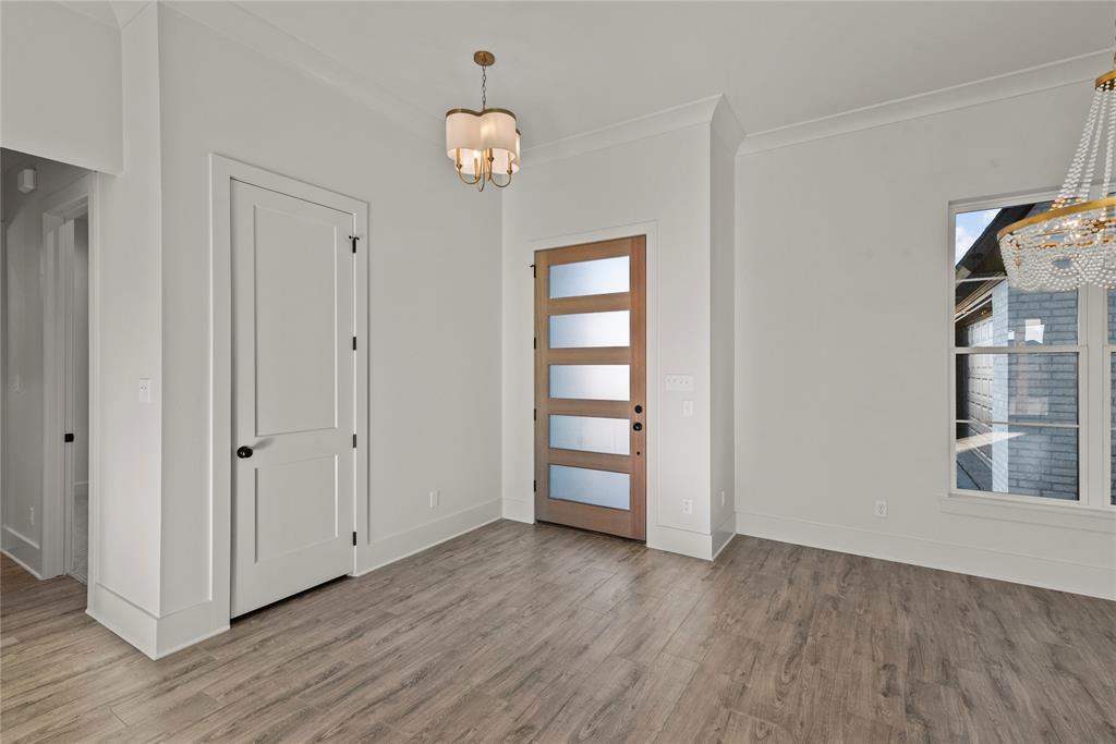 604 Danube Property Photo 8