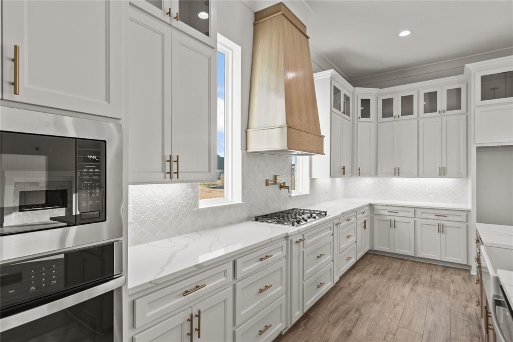 604 Danube Property Photo 17