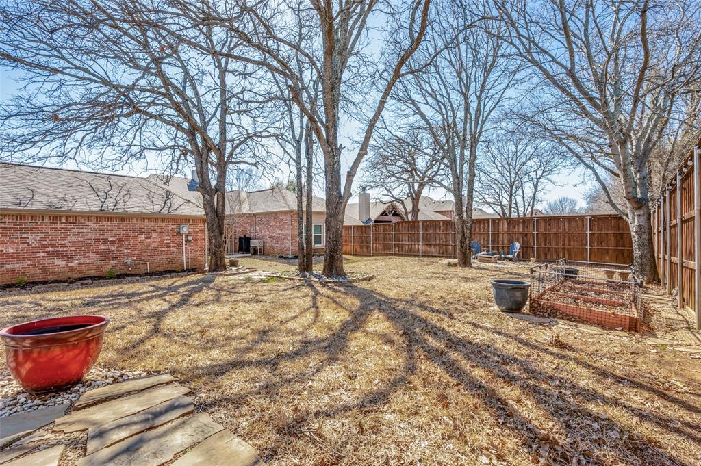 2211 High Pointe Drive Property Photo 24