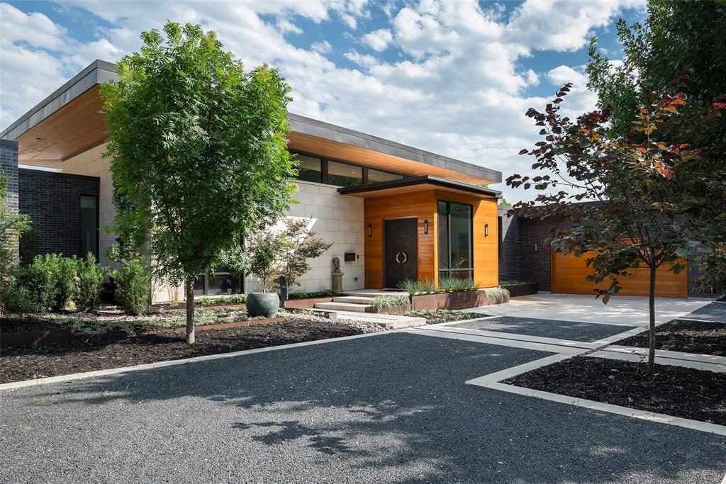 9430 Folkstone Road Property Photo
