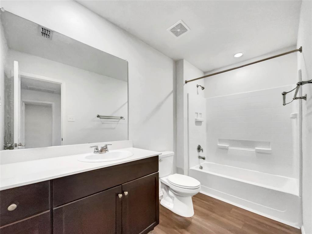 1804 Barrie Way Property Photo 7