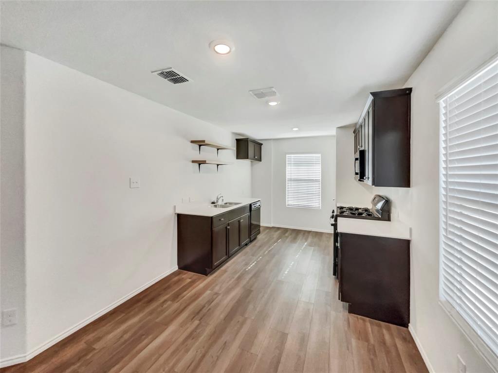 1804 Barrie Way Property Photo 14