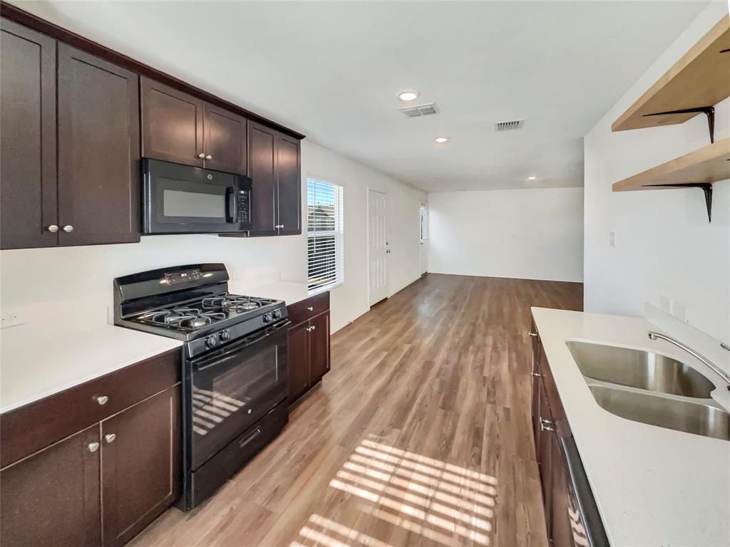 1804 Barrie Way Property Photo 15