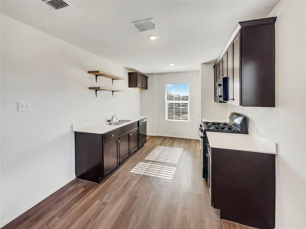 1804 Barrie Way Property Photo 16