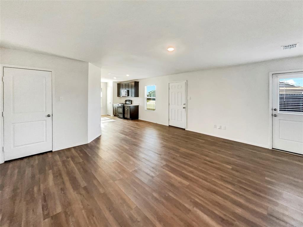 1804 Barrie Way Property Photo 17