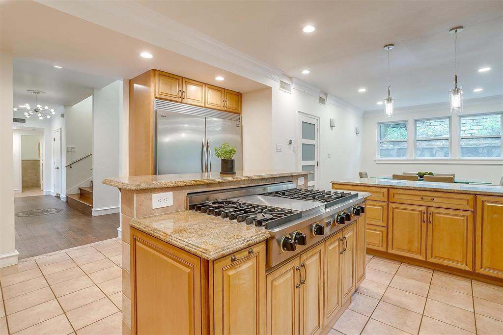 4100 Inwood Road Property Photo 4
