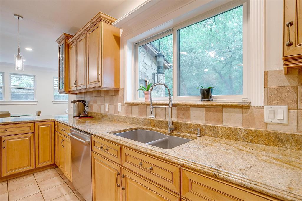 4100 Inwood Road Property Photo 6