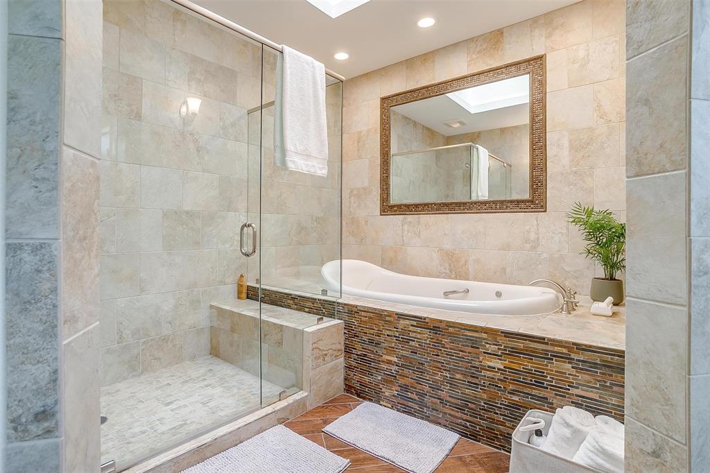 4100 Inwood Road Property Photo 18