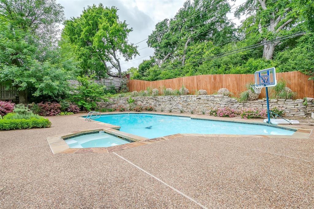 4100 Inwood Road Property Photo 36
