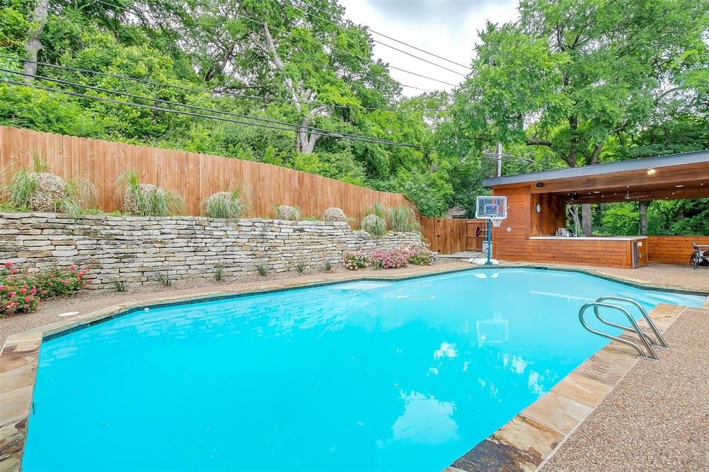 4100 Inwood Road Property Photo 37