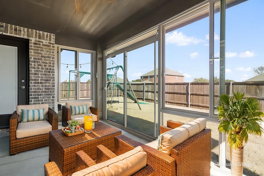 1801 Emerald Vista Boulevard Property Photo 2