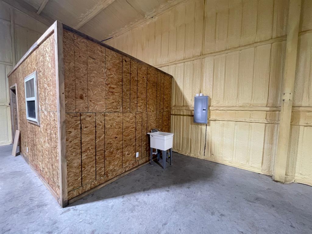 14135 Fm 730 Property Photo 14