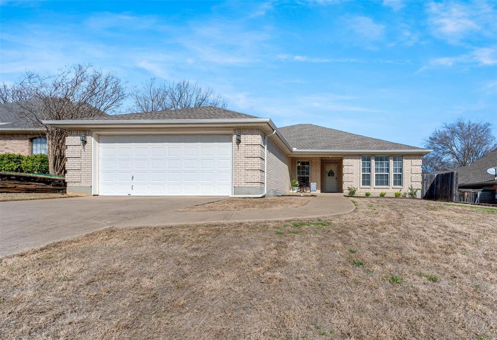 805 Water View Drive Property Photo