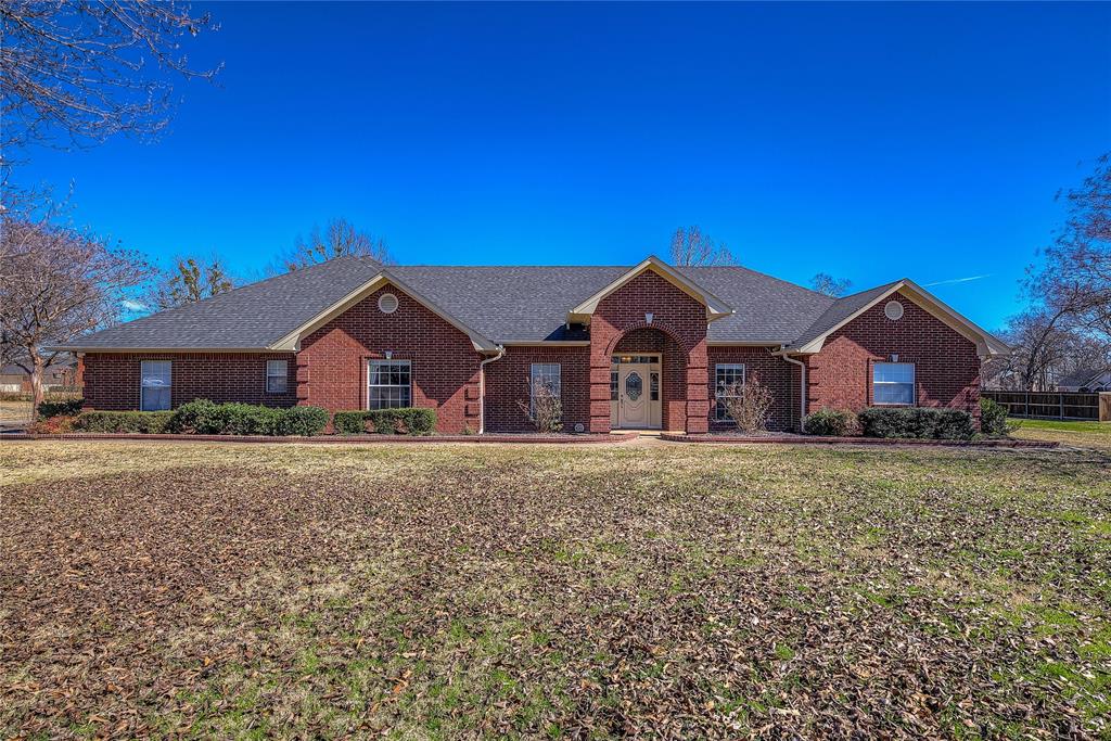 302 Briarwood Lane Property Photo 1