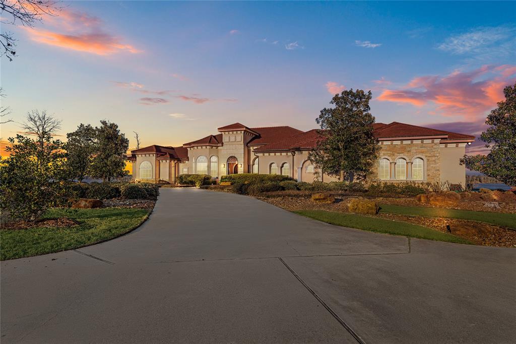 360 Brandon Estates Drive Property Photo