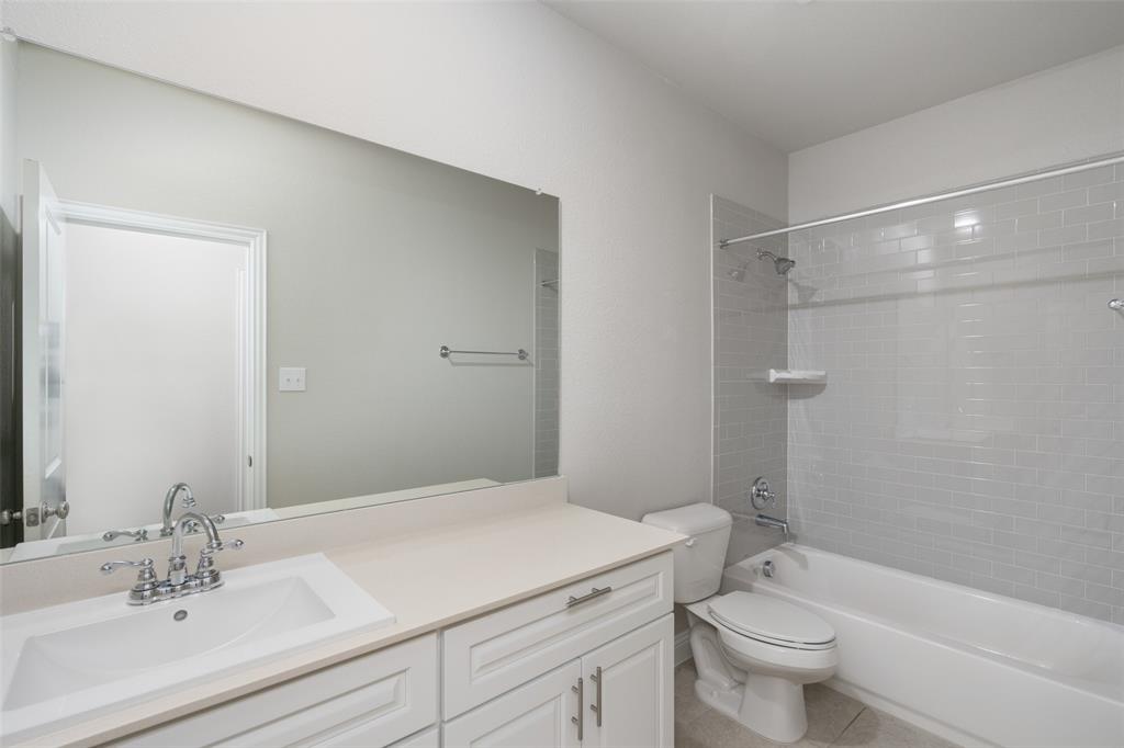 3725 Holley Ridge Way Property Photo 17