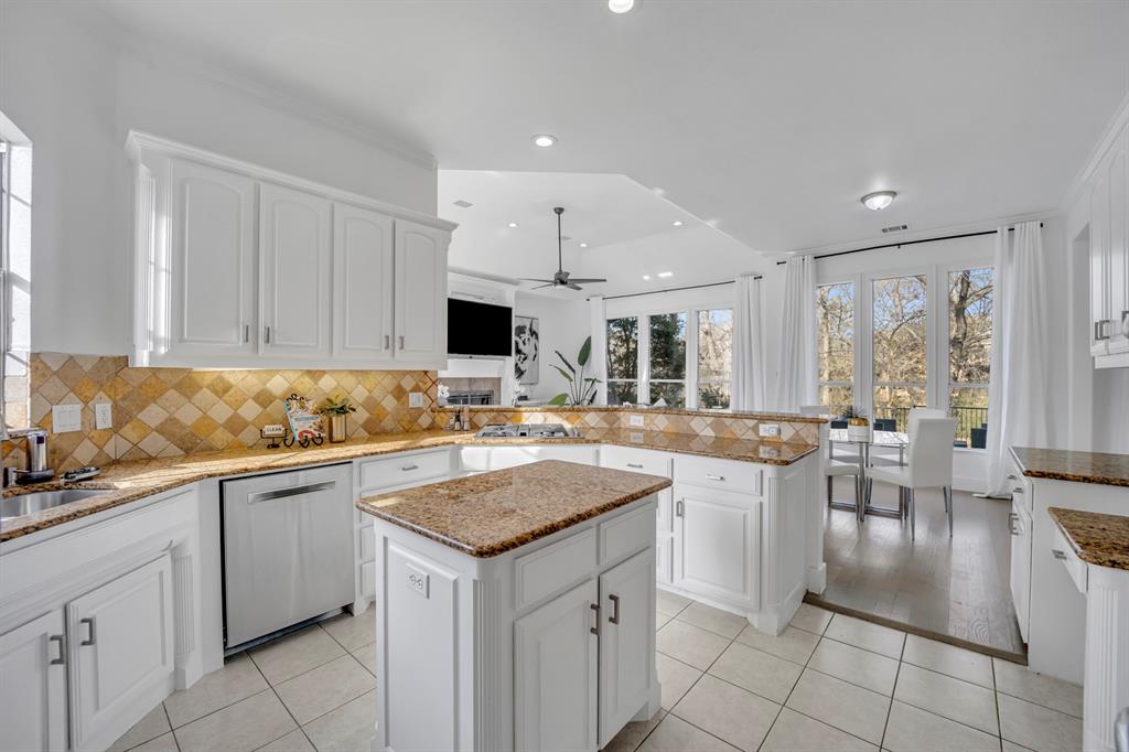 714 Shorecrest Drive Property Photo 15