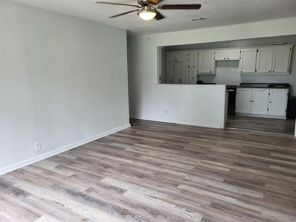 375 N Austin Property Photo 3