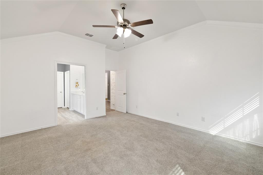 1829 Agarito Drive Property Photo 13
