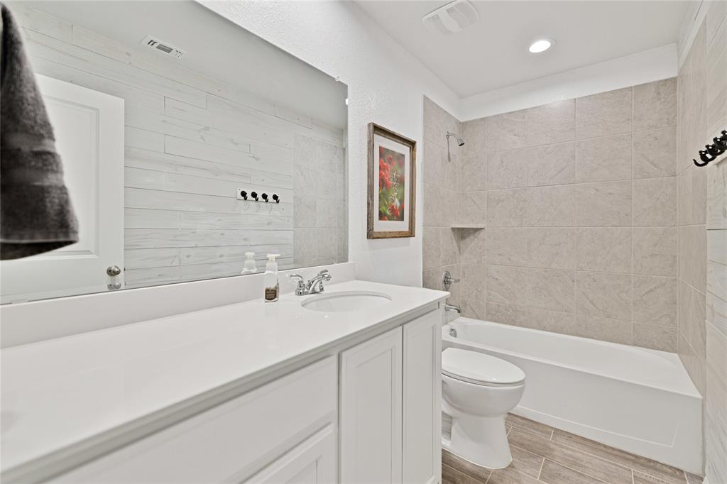 1829 Agarito Drive Property Photo 22