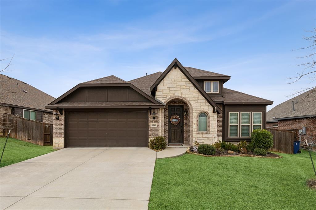 1040 Weeping Oak Drive Property Photo