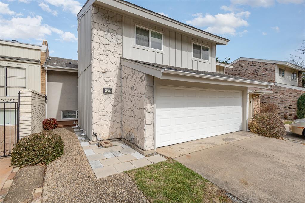 2925 Country Place Circle Property Photo