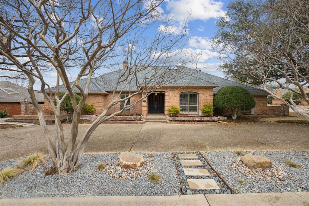 5903 Twin Coves Street Property Photo