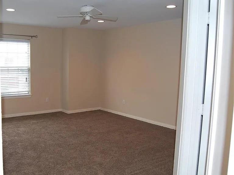 7108 Wolfemont Lane Property Photo 25