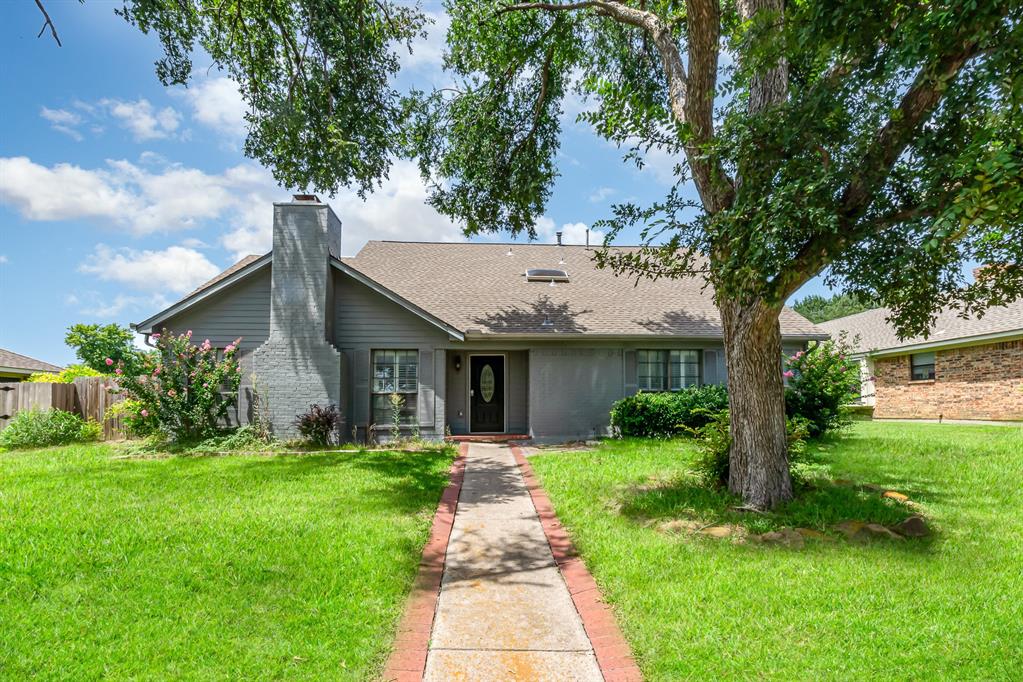 4537 Miami Drive Property Photo 1