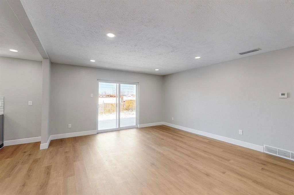 701 Price Drive Property Photo 10