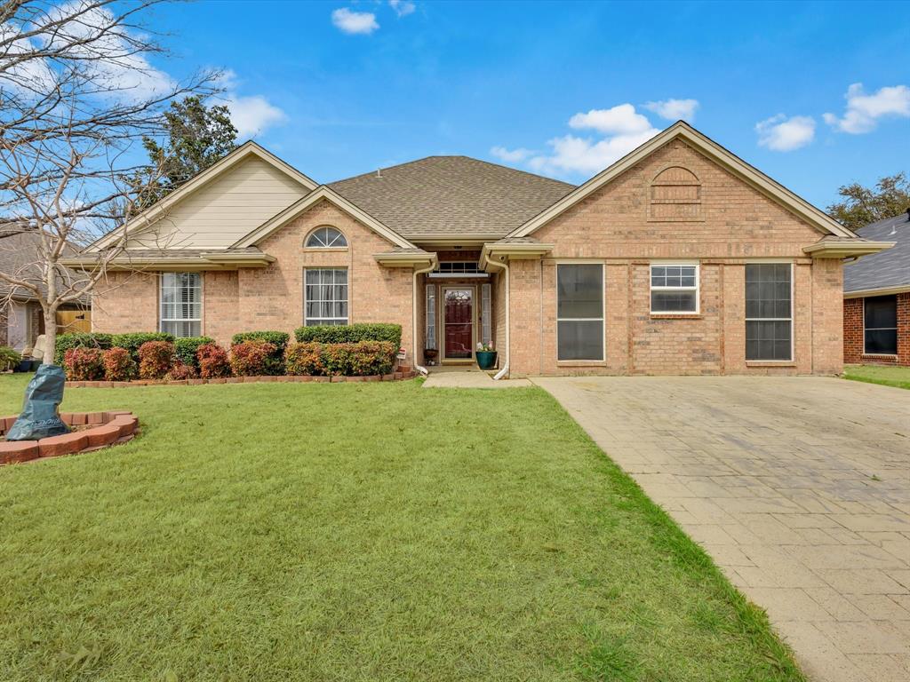 1140 Springwood Drive Property Photo