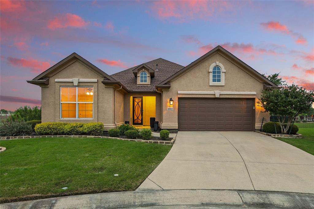 10112 Parkcrest Court Property Photo 1